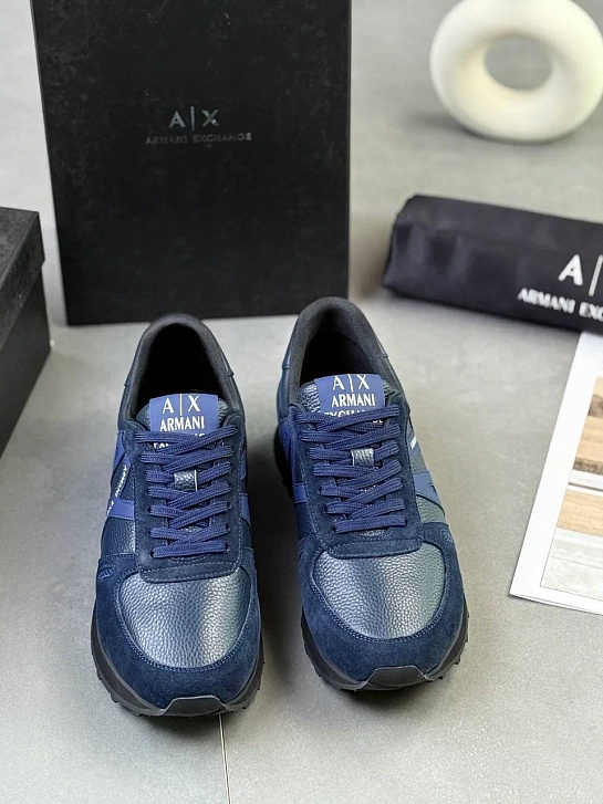 Кроссовки синего цвета Armani Exchange