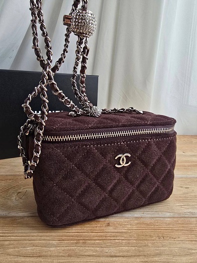 Замшевая косметичка Chanel 18x12 см   