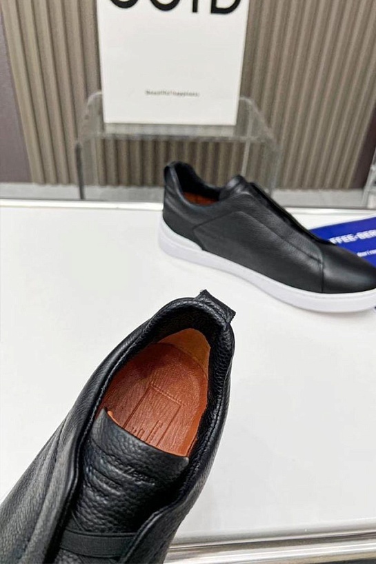 Чёрные кожаные кроссовки Ermenegildo Zegna