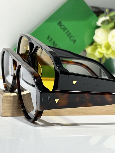 Солнцезащитные очки Bottega Veneta   