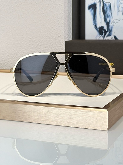 Солнцезащитные очки Tom Ford Xavier   
