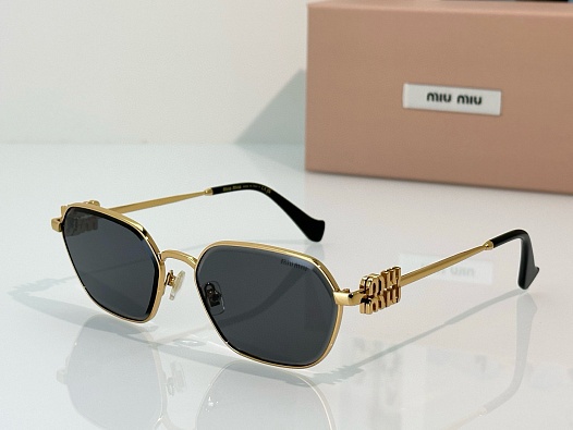Солнцезащитные очки MIU MIU   