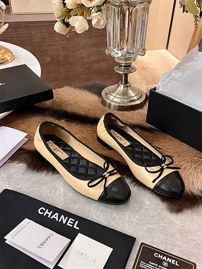 Женские балетки Chanel Flats - Beige / Black   