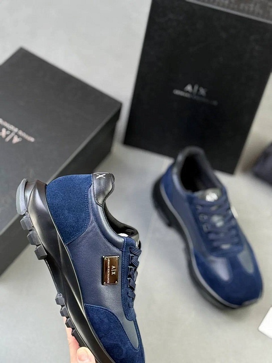 Кроссовки синего цвета Armani Exchange