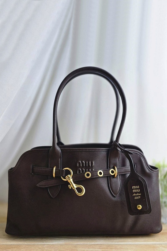 Кожаная сумка MIU MIU Aventure nappa 42x29 см - Chocolate