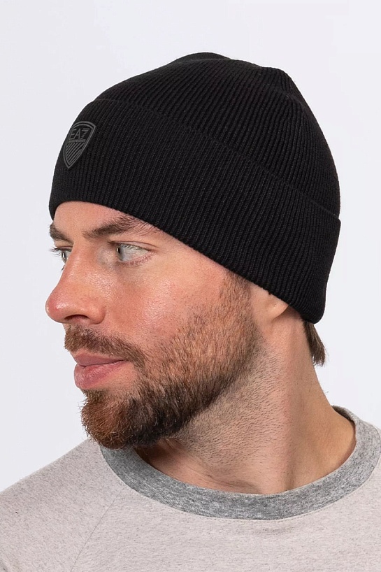 Шапка чёрного цвета Emporio Armani 7 Mountain U Shield