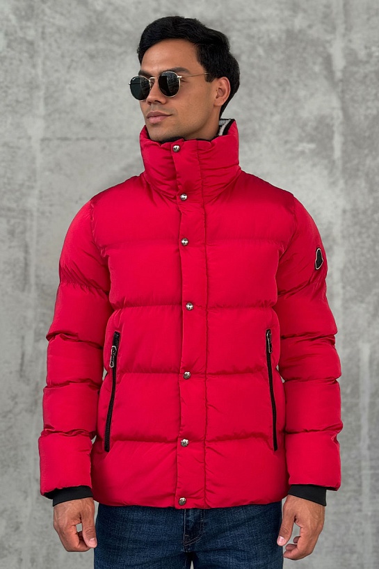 Куртка красного цвета Moncler logo-patch