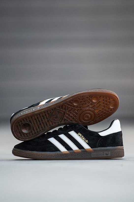 Кроссовки Adidas Handball Spezial - Black / Gum / White