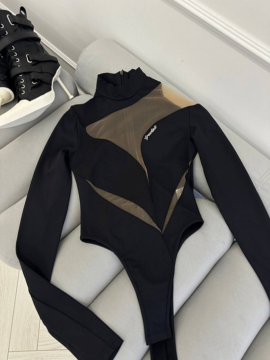 Женское боди чёрного цвета