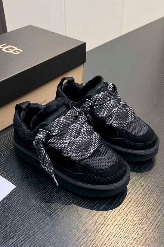 Женские замшевые ботинки UGG Lowmel