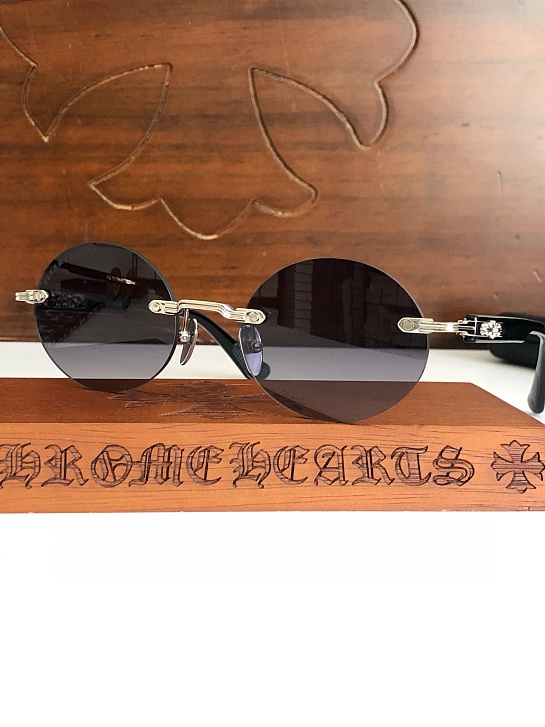 Солнцезащитные очки Chrome Hearts Deep