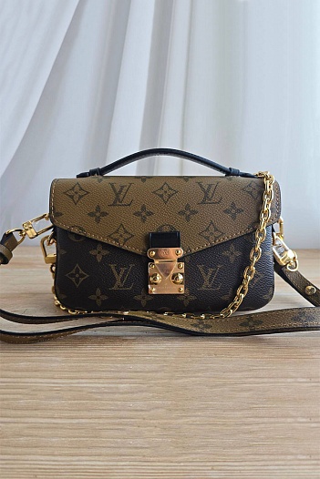 Кожаная сумка Louis Vuitton Pochette Mini 19x10 см - Brown   