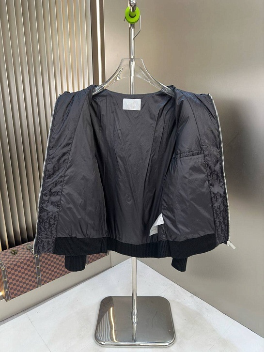 Вязаная куртка чёрного цвета Dior monogram