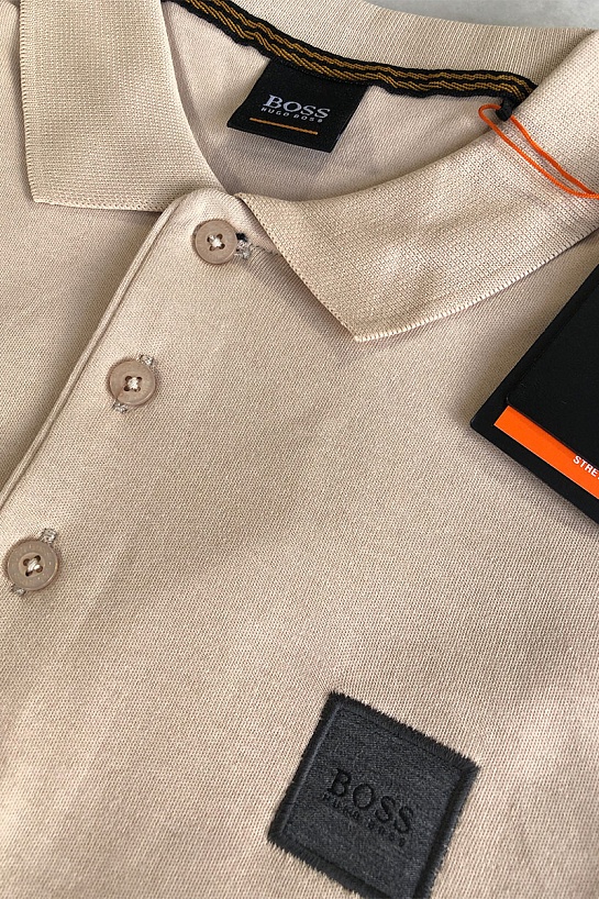 Мужское бежевое поло Hugo Boss