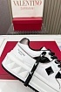 Кожаные кроссовки Valentino One Stud XL - White / Black