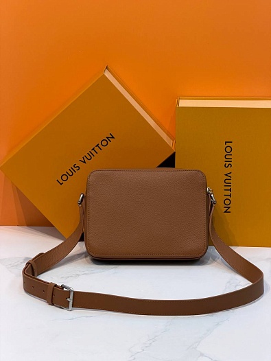 Кожаная сумка Louis Vuitton Boarding Messenger premium 24x18x9 см   