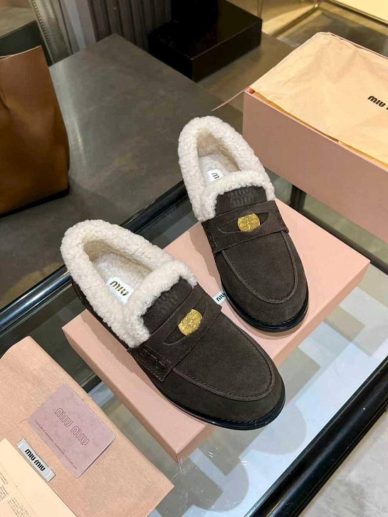 Женские лоферы с мехом MIU MIU premium  - Brown