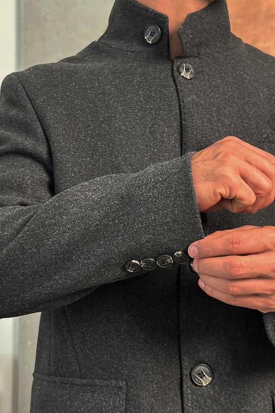 Мужское пальто серого цвета Loro Piana