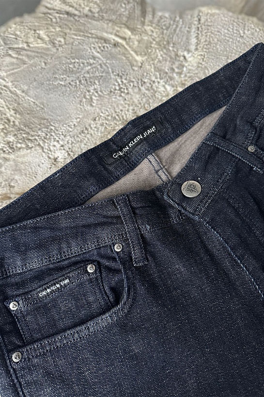 Мужские чёрные джинсы Calvin Klein logo-plaque