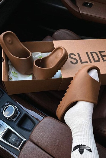 Шлёпанцы Adidas Yeezy Slide - Brown   