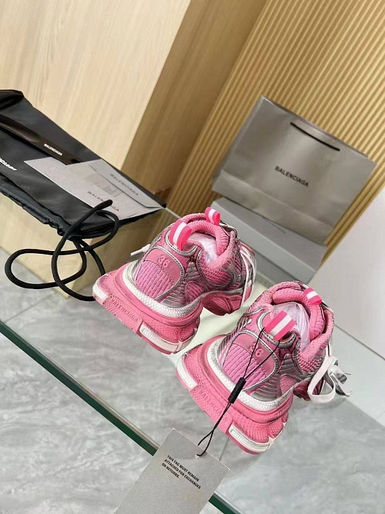 Женские кроссовки Balenciaga premium - Pink