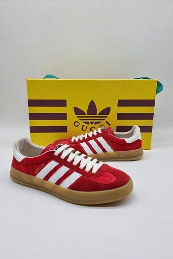 Женские кроссовки Gucci x Adidas Gazelle Collaboration - Red   