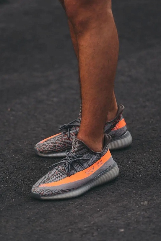 Кроссовки Adidas Yeezy Boost 350 v2 "Beluga" Premium