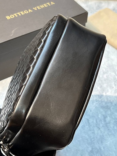 Кожаная сумка Bottega Veneta Sling Premium 31x8x7 см   