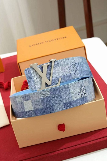 Кожаный ремень Louis Vuitton Initiales Damoflage   
