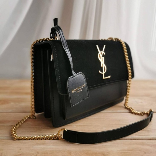 Женская чёрная сумка Yves Saint Laurent 22x17 см