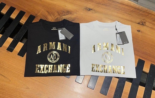 Мужская футболка Armani Exchange чёрного цвета