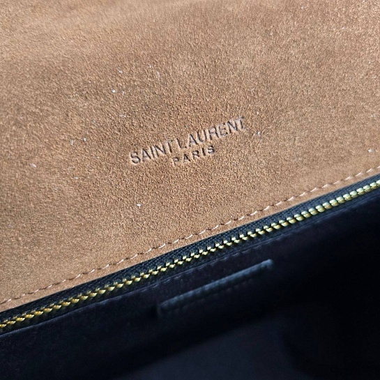 Замшевая сумка Yves Saint Laurent 28x19 см