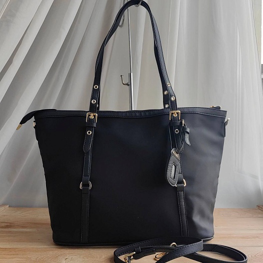 Нейлоновая сумка-шоппер Prada 35x28 см   