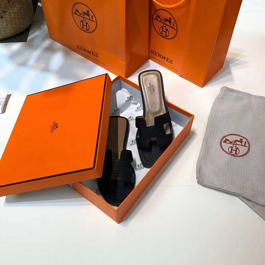 Женские кожаные шлёпанцы Hermes Oran   