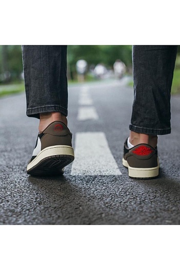 Кроссовки Travis Scott x Nike Air Jordan 1 "Cactus Jack"   