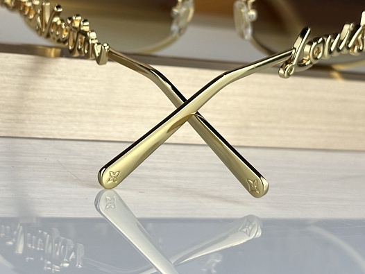 Солнцезащитные очки Louis Vuitton Script Metal Round   