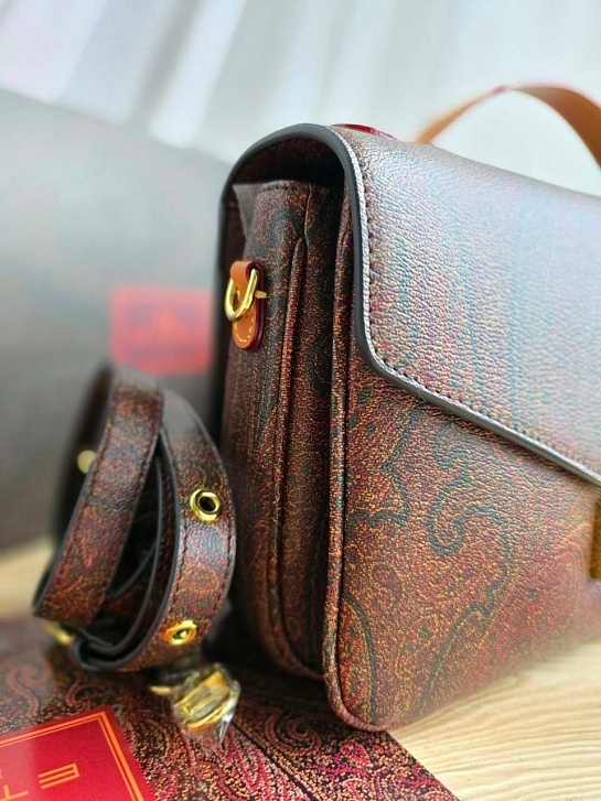 Кожаная сумка Etro с узором пейсли 21x12 см