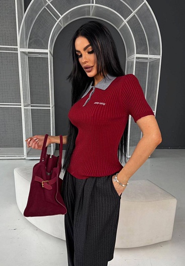 Женское поло MIU MIU красного цвета   