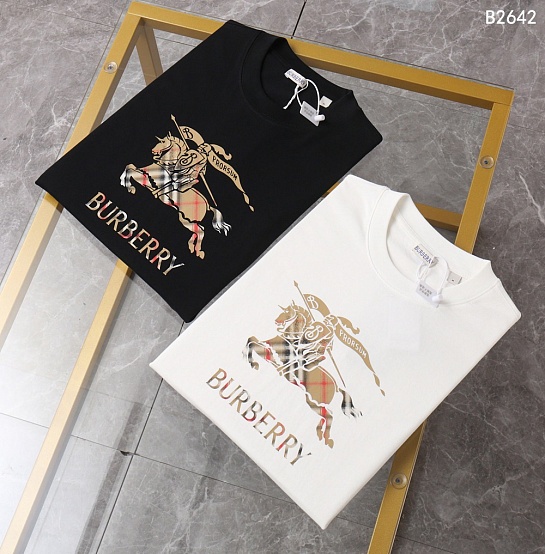 Мужская чёрная футболка Burberry Equestrian Knight