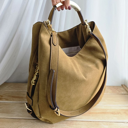 Замшевая сумка Moschino 42x31 см   