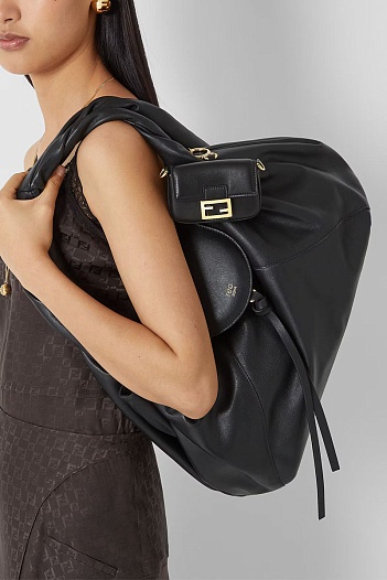 Кожаная сумка Fendi Spy - Black 38x29 см   