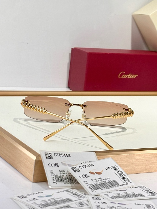 Солнцезащитные очки Cartier