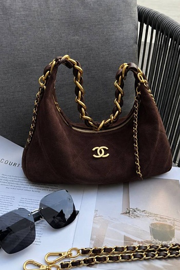 Замшевая сумка Chanel 29x21 см   