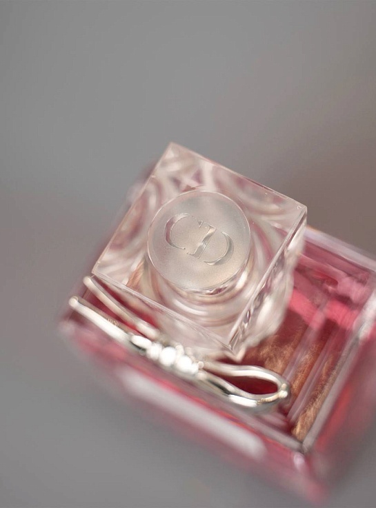 Парфюмерная вода Dior Miss Blooming Bouquet (100 мл)