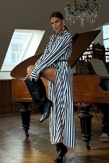 Женское платье с ремнём Schiaparelli   