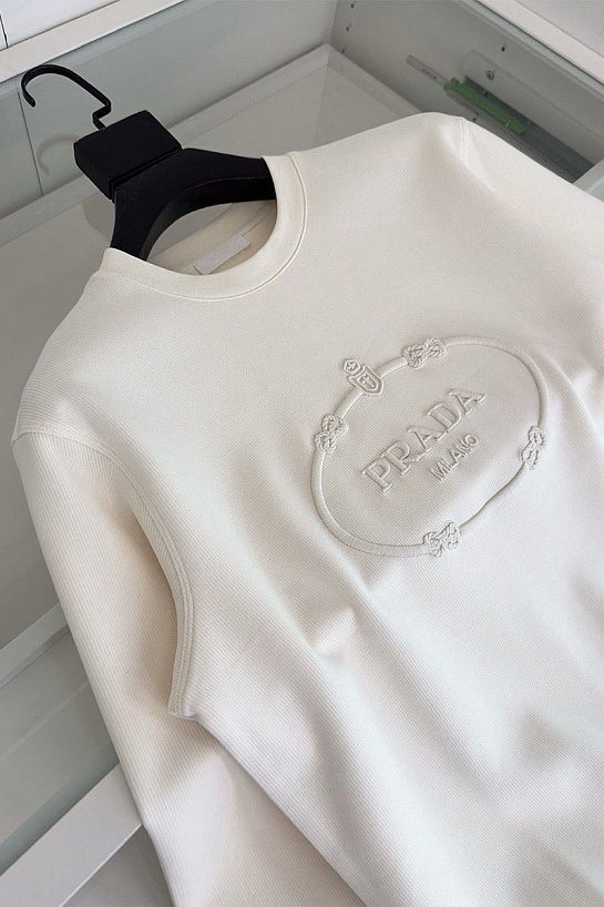 Мужской белый свитшот Prada logo-embroidered