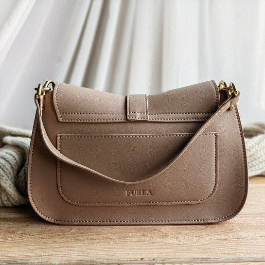 Кожаная сумка Furla Flow Mini 25x18 см