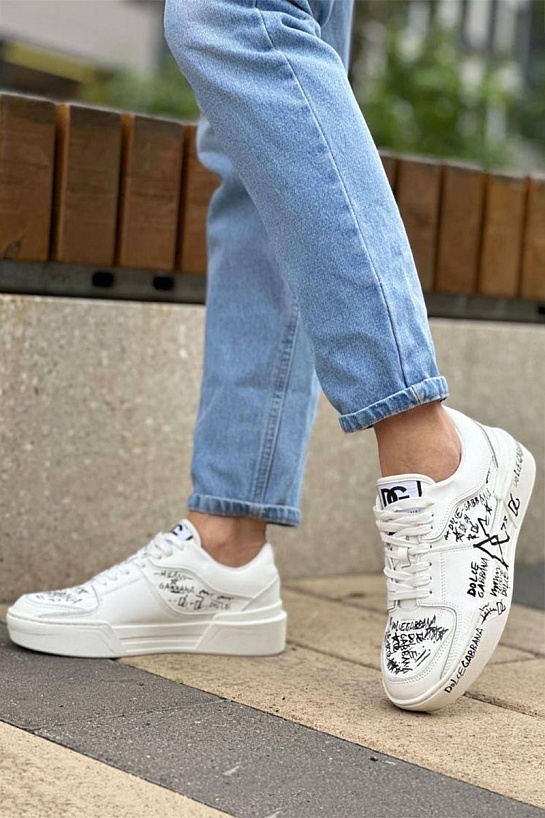 Женские кроссовки Dolce & Gabbana New Roma graffiti-print