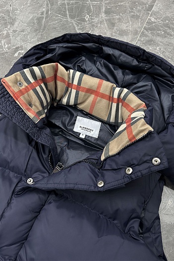 Жилет синего цвета Burberry London England logo-patch   