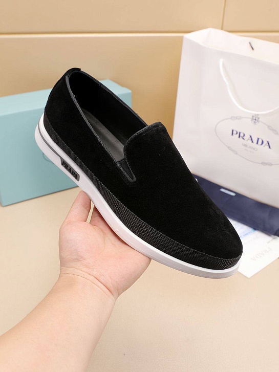 Мужские замшевые слипоны Prada Saint Tropez - Black / White